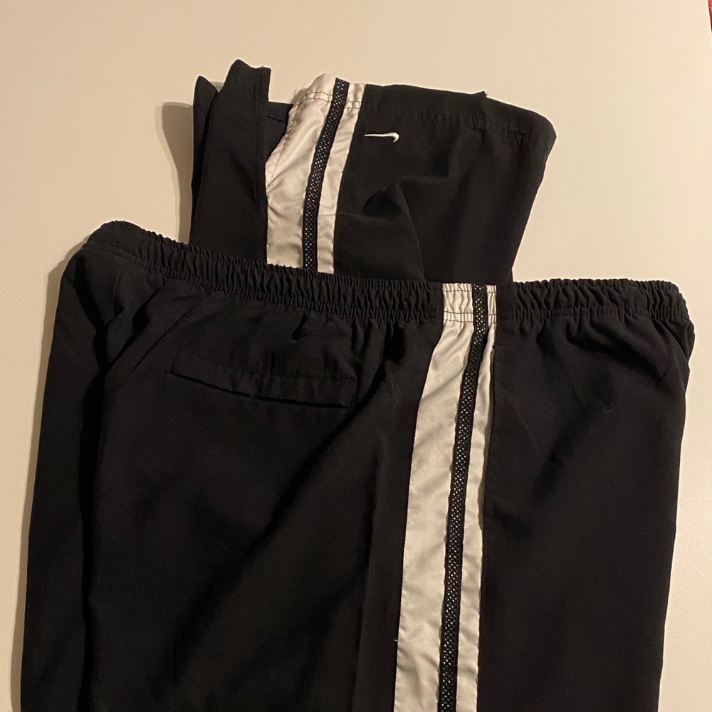 Women’s Vintage Nike track pants black white striped XL 16/18 Y2K windbreaker